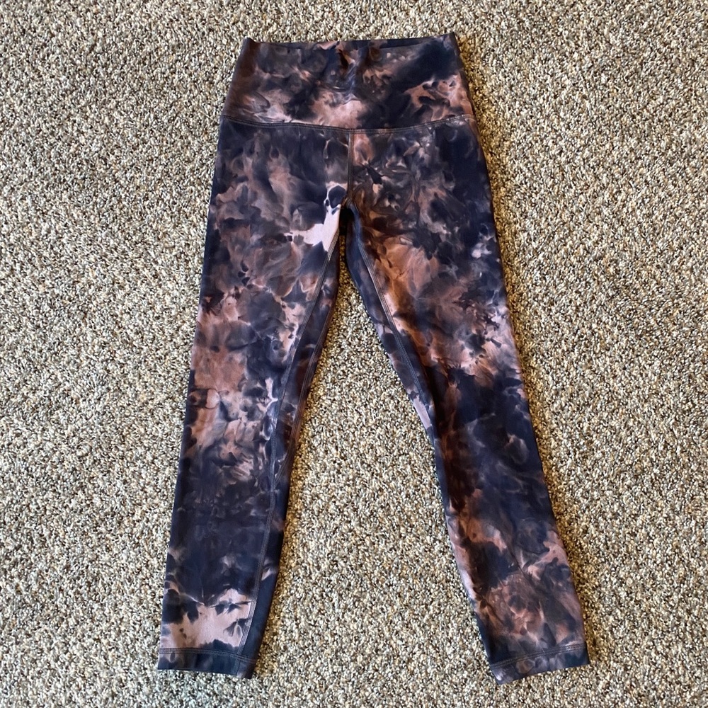 Lululemon Align High Rise Crop 23”